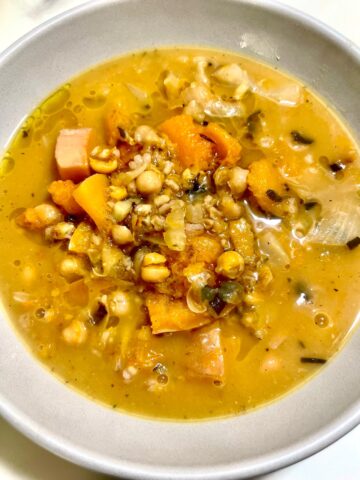 JUSTINE DOIRON INSPIRED SQUASH & FENNEL SOUP (VEGAN)