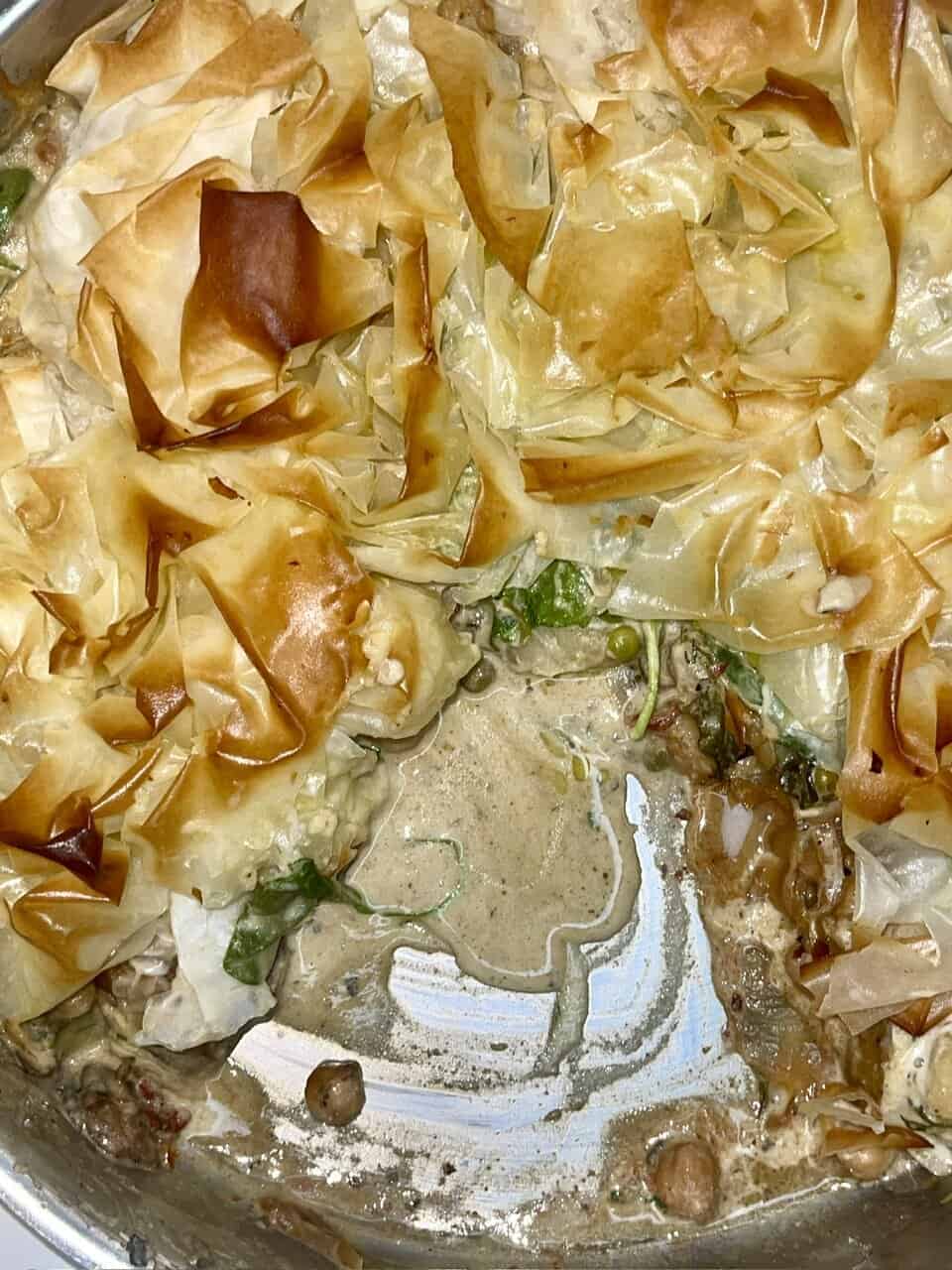 Crispy baked filo pastries with creamy mushroom filling for healthy meal options.