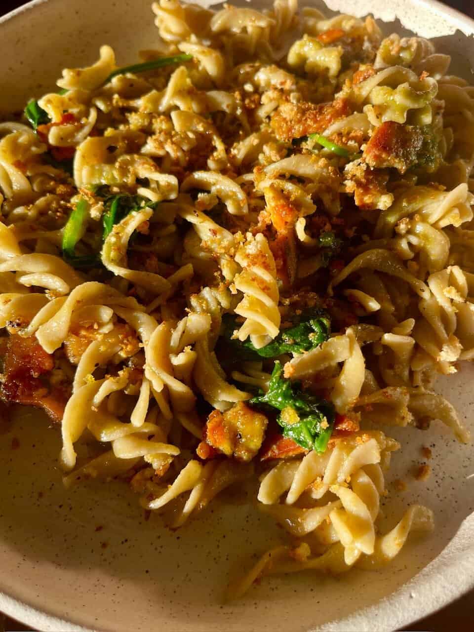 Easy Vegan Cashew Basil Pesto (Chickpea Fusili)